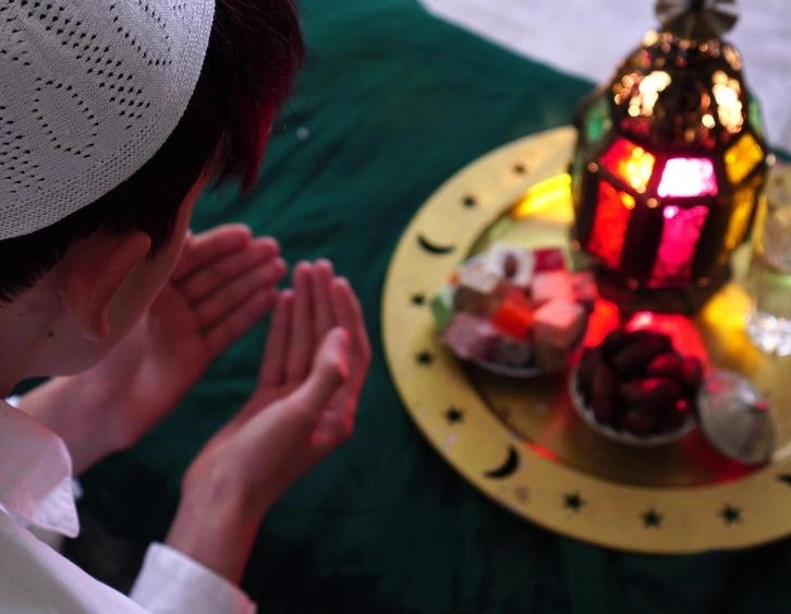 Оозашарға шақыру ифтарға шақыру